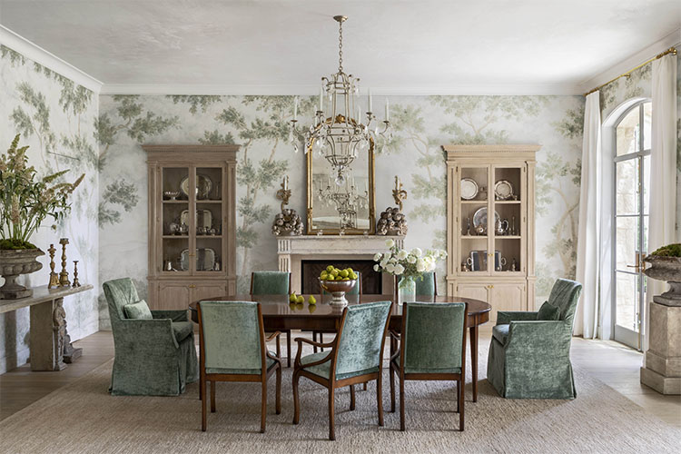 How to Create a Traditional Dining Room Look
