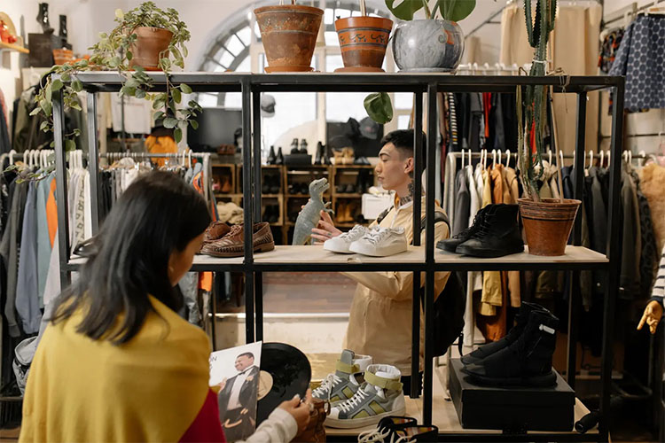 Live Outside the Box - Creative Ways To Transform Thrift Store Finds Into Fabulous Pieces.