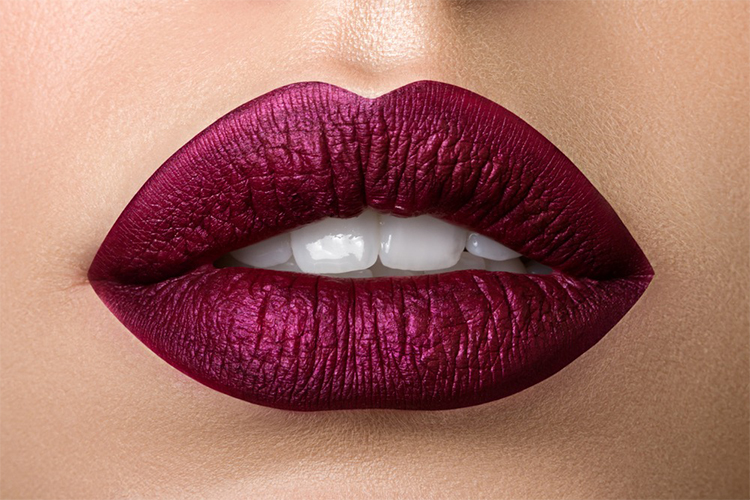 History of lipstick on fashion